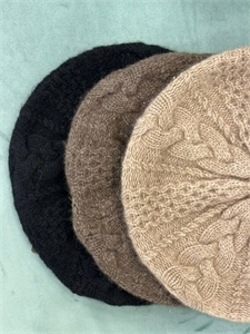 Берет LORO PIANA 165317