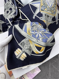 Платок HERMES 165458