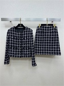 Костюм CHANEL 165478