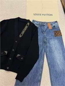 Кардиган  LOUIS VUITTON 165394