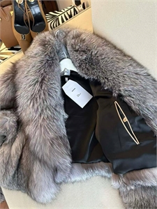 Шуба DIOR 165545