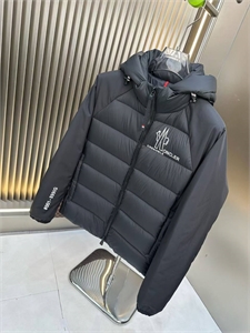Куртка MONCLER 165572