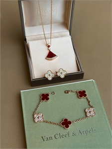 Кулон BVLGARI 165631