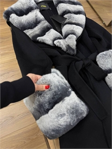 Пальто FENDI 165966