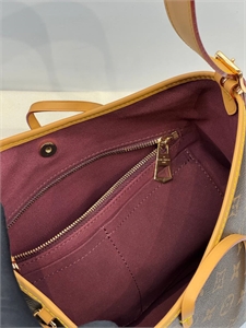 Сумка LOUIS VUITTON 165985