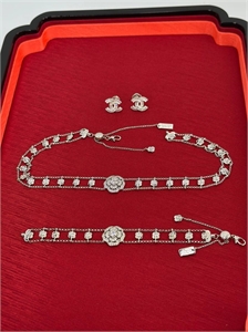 Серьги CHANEL 165990