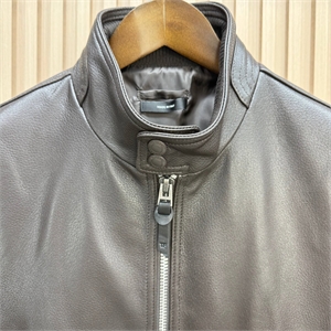 Кожаная куртка TF 165999