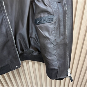 Кожаная куртка TF 165999