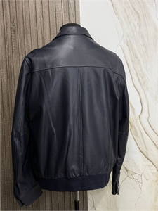 Кожаная куртка KITON 166017