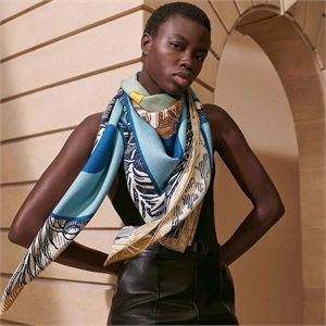 Платок HERMES 166073