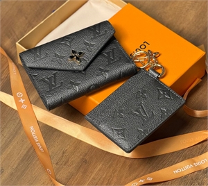 Визитница LOUIS VUITTON 166128