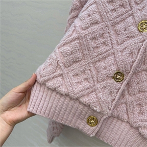 Костюм LOUIS VUITTON 166143