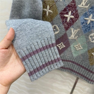 Свитер LOUIS VUITTON 166153