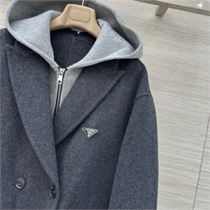 Пальто PRADA 166328