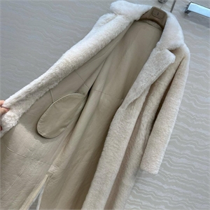 Шуба BRUNELLO CUCINELLI 166385