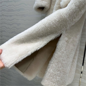 Шуба BRUNELLO CUCINELLI 166385