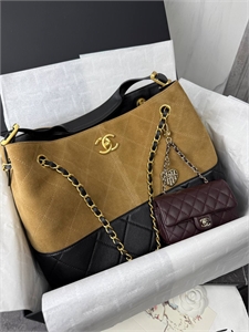 Брелок CHANEL 166412