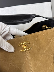 Сумка CHANEL 166411