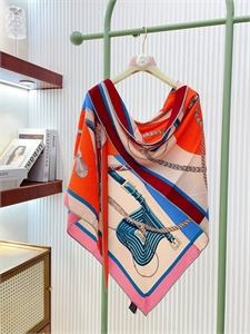 Платок HERMES 166421