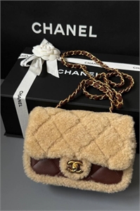 Сумка CHANEL 166512