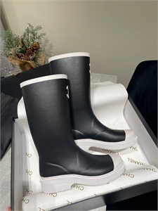 Сапоги CHANEL 166596