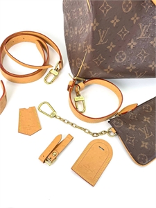 Сумка LOUIS VUITTON Кожа страуса 166751