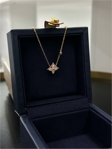 Серьги Chaumet 166770