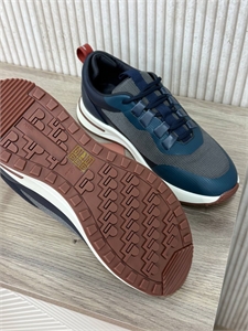 Кроссовки LP 166800