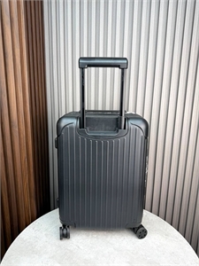 Чемодан RIMOWA 166803