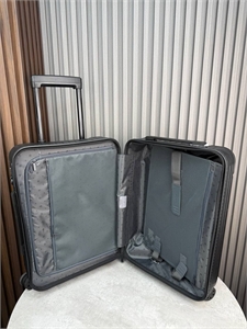 Чемодан RIMOWA 166803