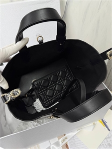 Сумка DIOR 166876