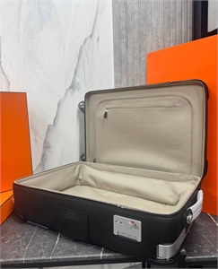 Чемодан HERMES Ручная кладь 166890