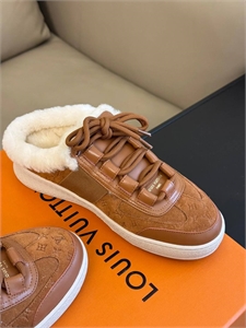 Кроссовки LOUIS VUITTON 166926