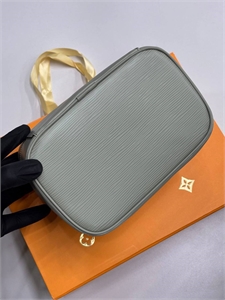 Косметичка LOUIS VUITTON 166965