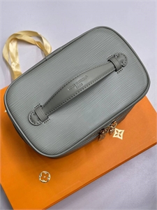 Косметичка LOUIS VUITTON 166965