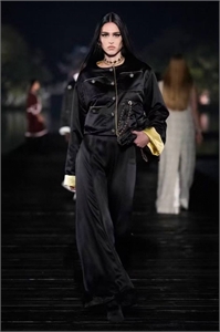 Куртка CHANEL 166716