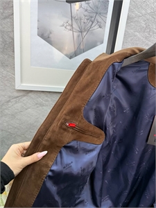 Замшевая куртка KITON 167006