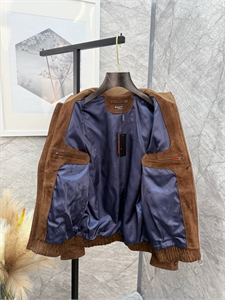 Замшевая куртка KITON 167006