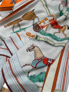 Платок HERMES 167043