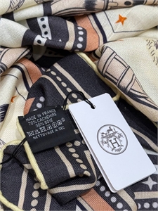 Платок HERMES 167044