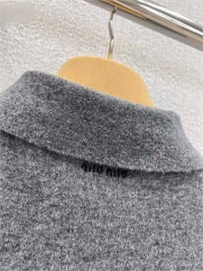 Поло MIU MIU 167089