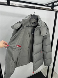 Пуховик KITON 167371