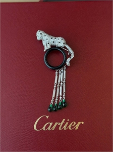 Брошь CARTIER 167399