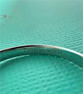 Кольцо Tiffany&Co 167537