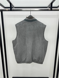 Жилет LP 167646