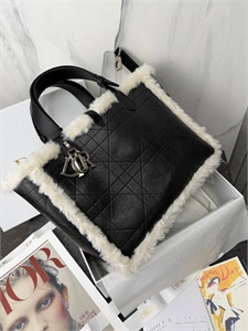 Сумка DIOR 167838