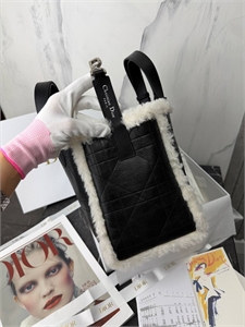 Сумка DIOR 167838