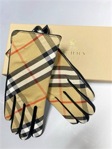 Перчатки BURBERRY 167898