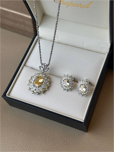 Серьги GRAFF 167929