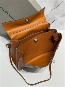 Сумка BALENCIAGA Средняя 168038